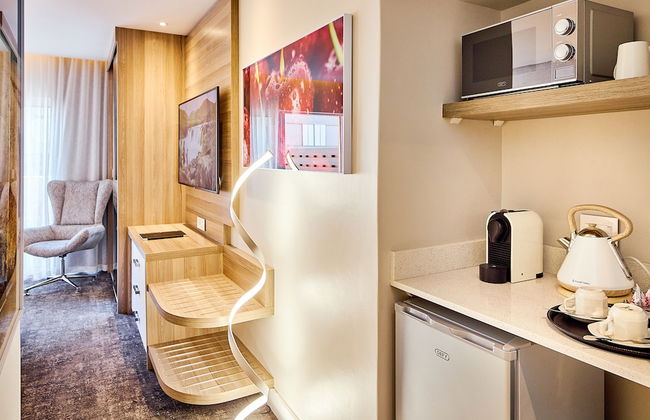 First Group Riviera Suites - Photo 67