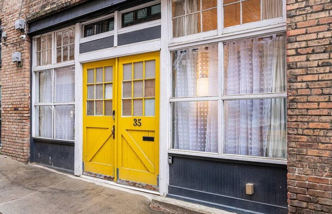 Elegant Edgy Loft on Historic Alley Parking - Foto 2