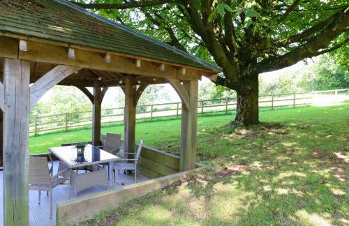 The Ivy Barn - Photo 23