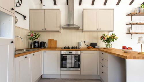 The Cowshed - Country Retreat - Foto 3, stove, toaster