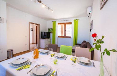 4 Bedroom Amazing Home In Benkovac - Foto 2