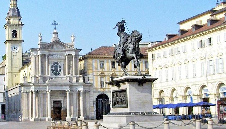 Visite privée à pied des points forts de Turin avec la Piazza Castello et la Piazza San Carlo - Photo 1