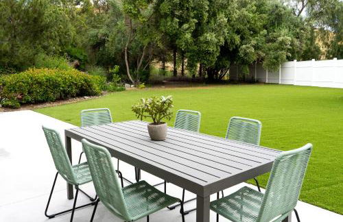 Newly built vacation home with large backyard - Foto 32