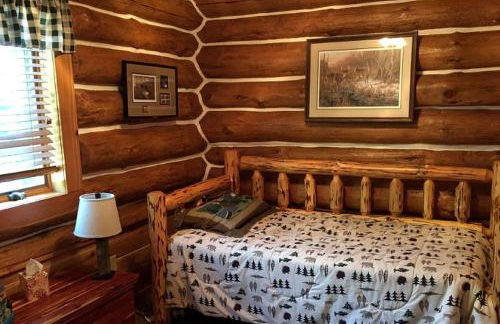 English Lake Escape -Custom Waterfront Log Cabin in Chequamegon National Forest - Foto 15