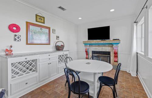 Waterfront 3 Bedroom Home - Foto 12