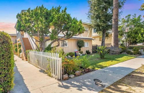 Modern 3BR Apt with Parking in Glendale - Foto 30