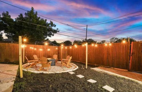 Posh 6BR 2,5BA Holiday Home with Pool, Media-Game Room & Hot Tub - Foto 4