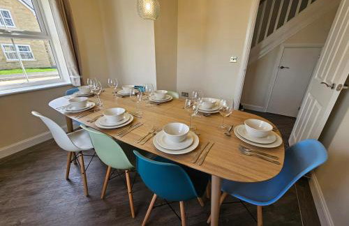 The Neal's 4 Bedroom House in Buxton Sleeps 8 - Photo 15