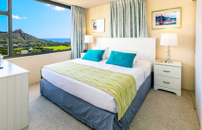 Diamond Head and Ocean views with King Bed and Parking - Foto 29