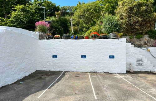 Luxury Modern Suite in Marazion with Parking - Foto 15