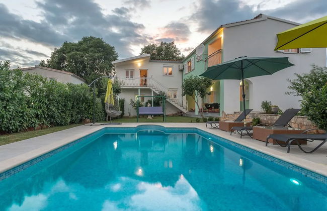 Sunny Escape Holiday Home Dicmo With Pool and Gym - Foto 21