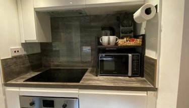 Studio 49 home from home - Photo 4