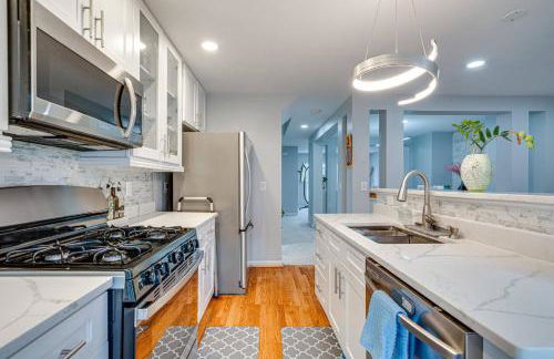 Peaceful Luxury 3 beds*Lake*Kitchen*LaundryMetro - Foto 5