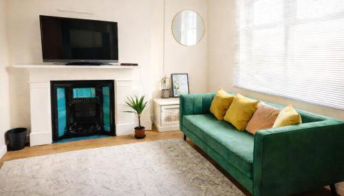 Evo Green Gravesend 2 bed Apartment, 2 mins Station, Town Centre - Foto 1