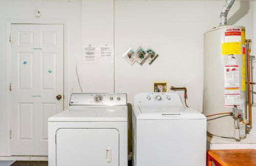 Family Home with Pool Visit Disney and Orlando Parks! - Foto 19