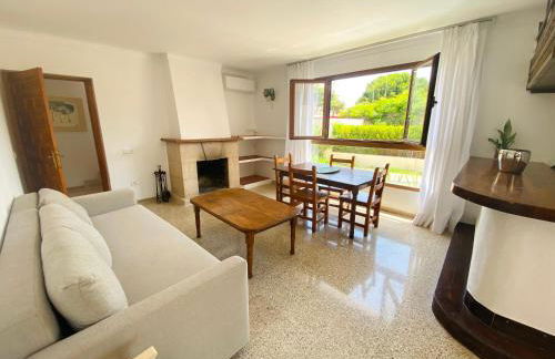 Villa Los Robles en Playa den Bossa con Piscina Privada - Photo 3