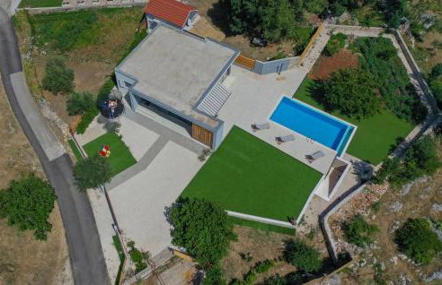 Gorgeous Home In Katuni With Wifi - Foto 5