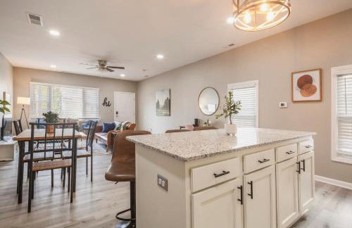 Newly renovated 4BR CozySuites - Foto 34