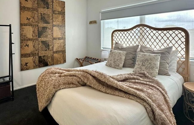 Orewa Beachcomber - Photo 9