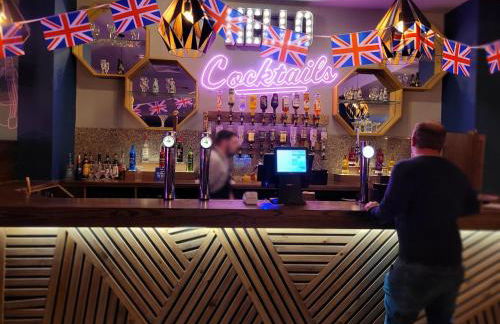 St Osyth- Sleeps8-freeparking-wifi-holidaypark - Foto 15