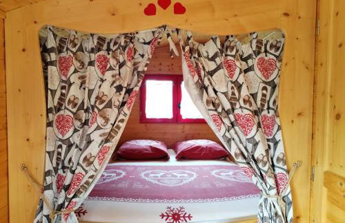 Roulotte atypique calme au milieu de la verdure - Foto 13