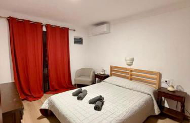 Apartamento bien ubicado vista a los pinos y al mar - Foto 2