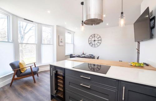 The Old Hotel - Photo 24