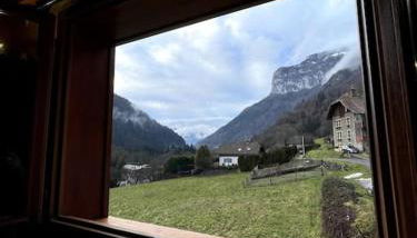 Charme des montagnes et Annecy - Foto 2