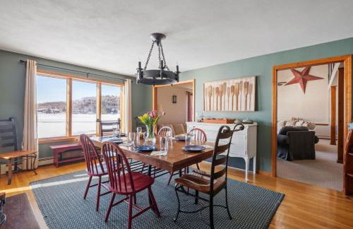 Spacious Waterfront Retreat on Merrymeeting Lake - Photo 49