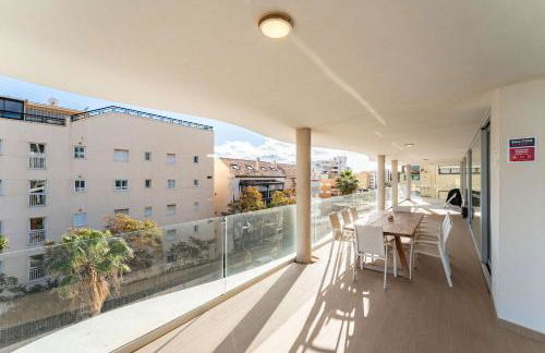 THE WAVE Apartamento de lujo con vistas al mar y parking privado - Foto 6