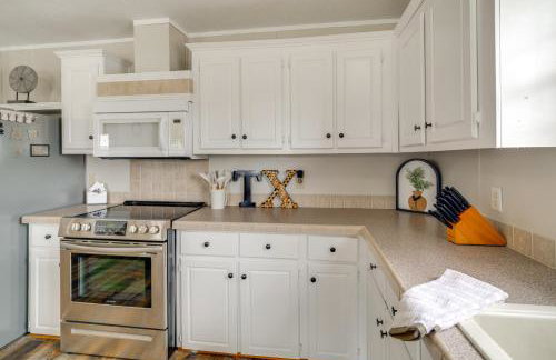 Lake Conroe Bliss Waterfront Home with Boat Ramp - Foto 10