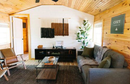 "Cozy Dumplin" - Warm & Modern Stay in RRG/Auxier - Foto 9