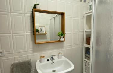 Coqueto apartamento céntrico con terraza y parking - Foto 28