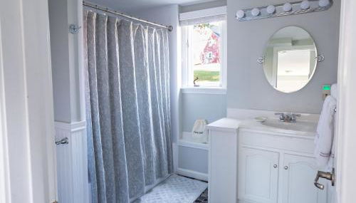 Exceptional Contemporary Retreat with 4 King Beds in Mystic CT - Foto 5