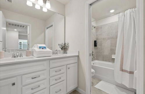 5 Bedrooms 4 Bathrooms Windsor Cay 16202 Cc - Foto 12