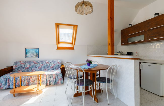 2 bedroom Apartment in Balatonboglár with garden - Photo 12