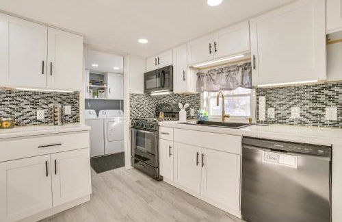 1 Mi to Otsego Lake Pet Friendly Family Home - Foto 9