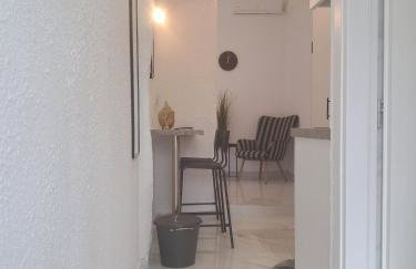 Funky, cute flat close t center - Foto 16