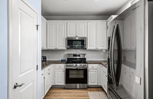 Summer Bliss Walk to Beach Master Suite Bunk Beds Sleeps 9 - Foto 14