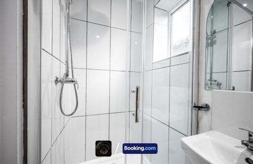 Cosy 3-Bed House l Garden l Free Parking l Stretford l Sleeps 7 l Book today with The Cosy Corner Nationwide - Foto 25