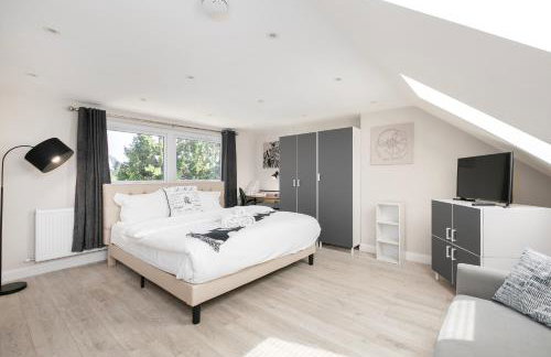 5 Bedroom, 3 Bathroom Modern House with Garden near Hampstead Heath Sleeps 10 - Foto 44