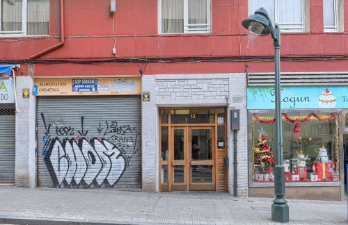 Vt recién renovada en Zabalburu - Foto 24