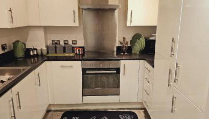 Excellent 2 bedroom Apartment- great Connectivity to central london - Foto 2