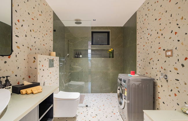 ELIVAAS Kamerios Brisa 1BHK with Jacuzzi - Photo 33