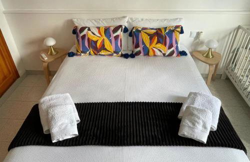 Casa mediterránea con gran jardín y piscina a 500 m de la playa - Foto 30