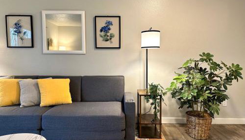 Cozy One-Bedroom Haven with Big Balcony - Foto 3