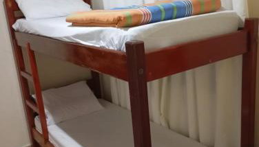 Apto suíte Triplo com Ar e Frigobar - Foto 3