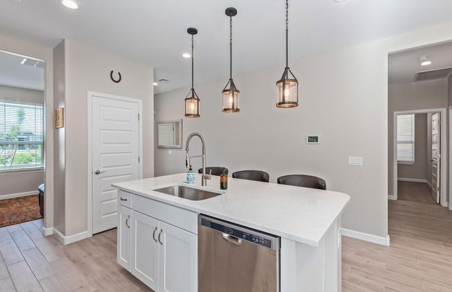 Charming Home in the Desert - Photo 13