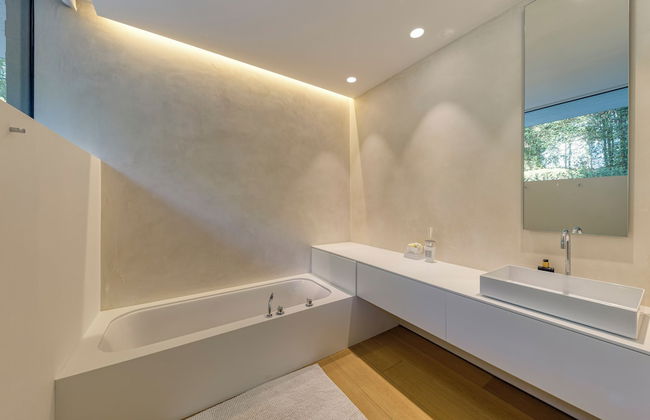 The Glass Manor - Photo 45