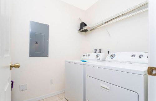 Cozy 3 bedroom home with Private Pool 4564 - Foto 33